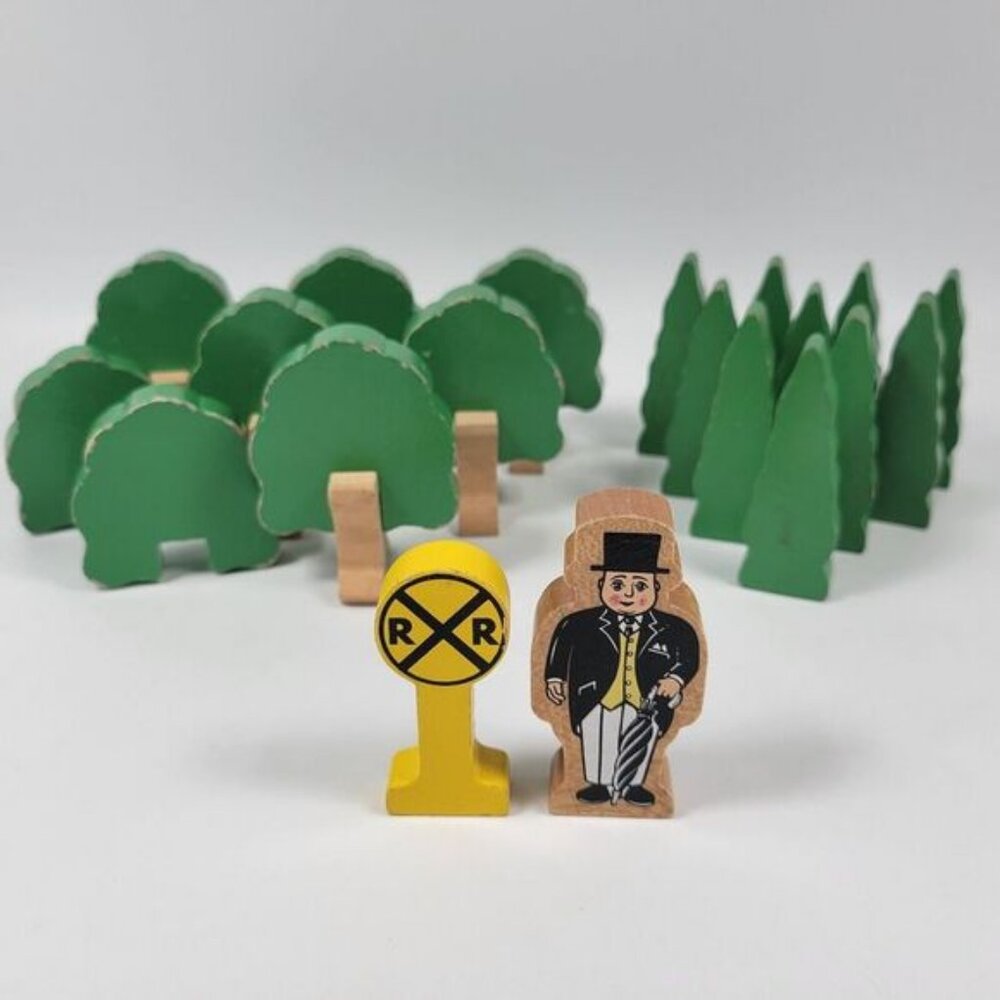 Thomas & Friends Wooden Railway‎ Train Sir Topham Hatt Figure Sign + Trees Lot